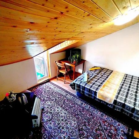 Hostel Central Suites