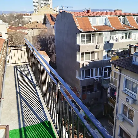 Central Suites Hostel