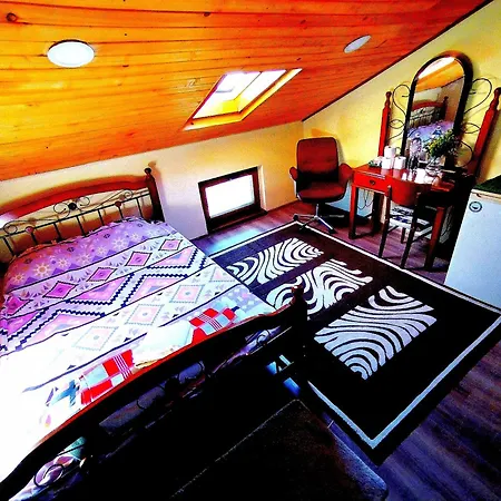 Central Suites * Варна